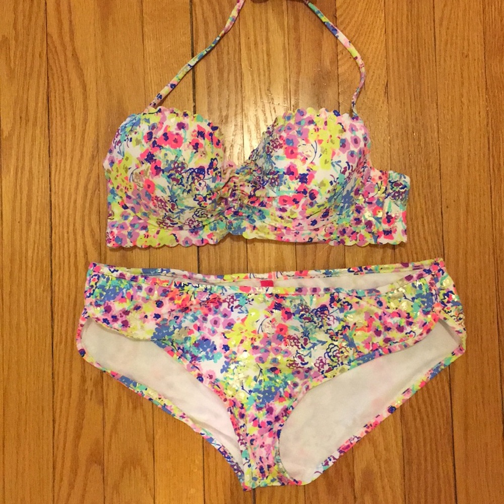 Victoria’s Secret Bikini